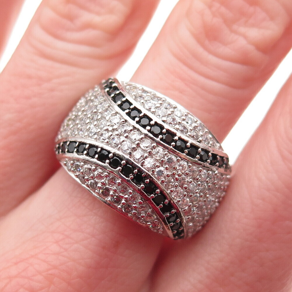 925 Sterling Silver Round-Cut Black & White C Z Ring Size 9